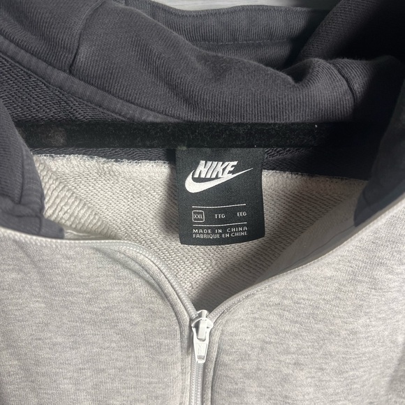 Men’s Nike NSW Grey Black & White Colorblock Half Zip Hooded Sweatshirt Athletic - Picture 9 of 11